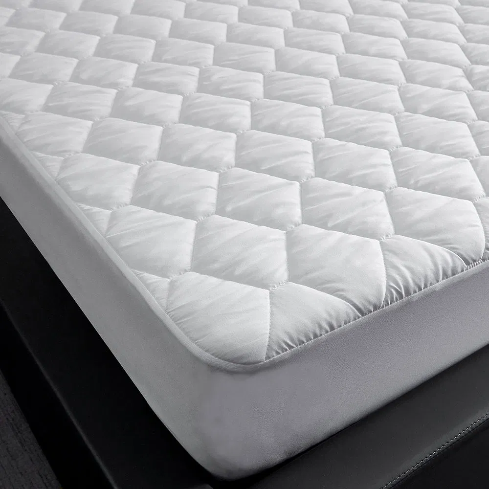 Wholesale Waterproof Bed Mattress Quilted Cover Padded Foam Leak-Proof Back