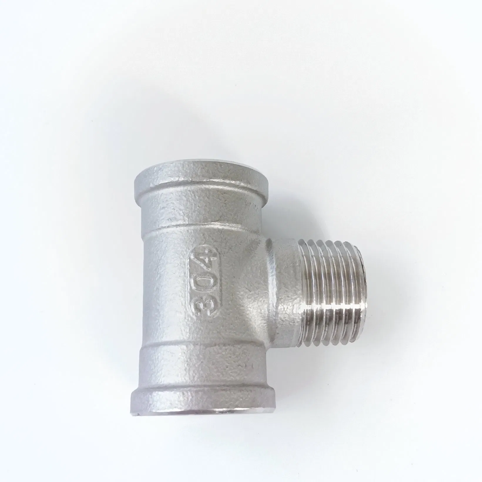 The Manufacturer Has a Strong Sales Momentum for Seamless Three-Way Fittings with Internal Threads