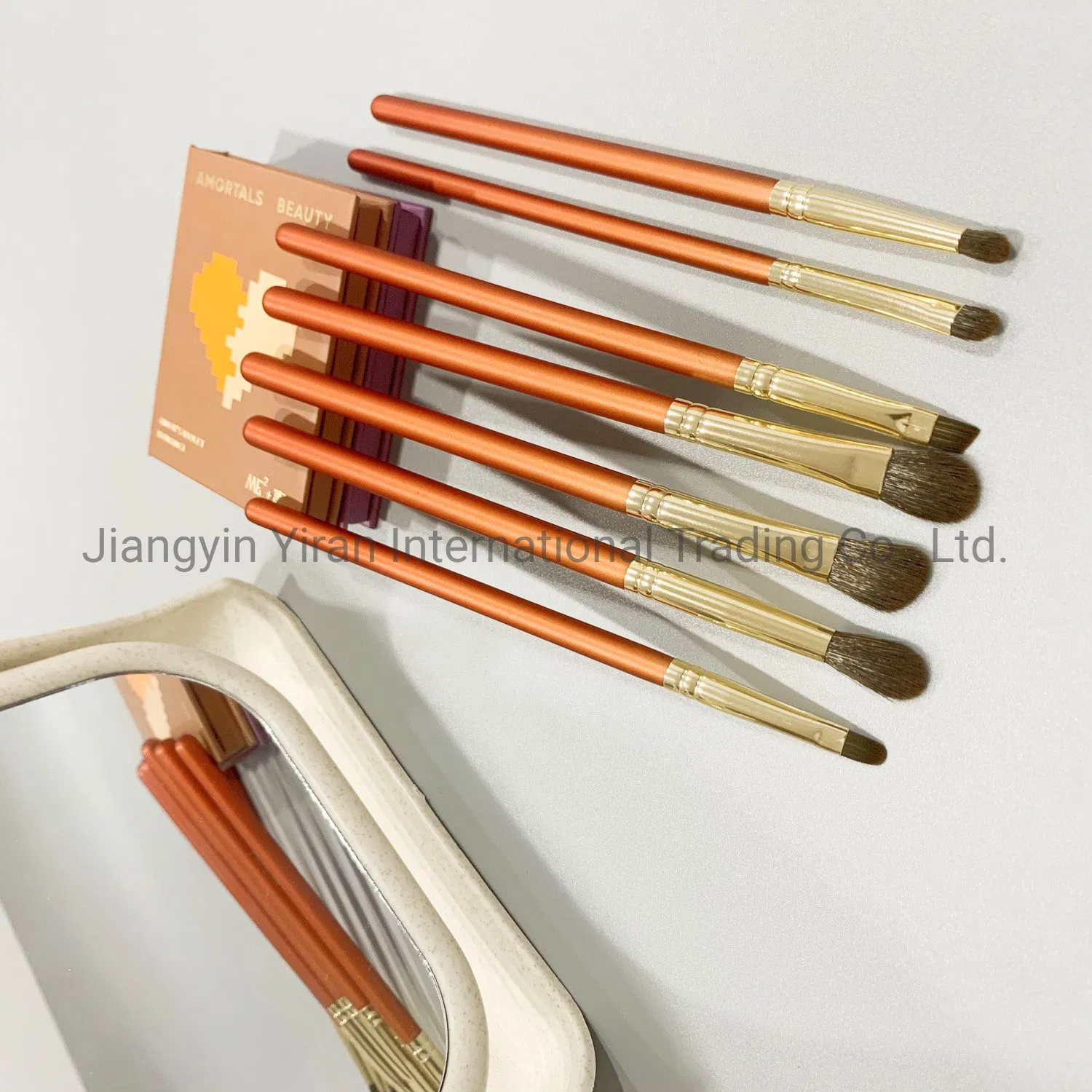Eye Makeup Brush Set, 7 PCS Professional Blending Eyeshadow Makeup Brushes for Concealer Eyebrows Eyeliner, Soft Hairs & Wood Handle