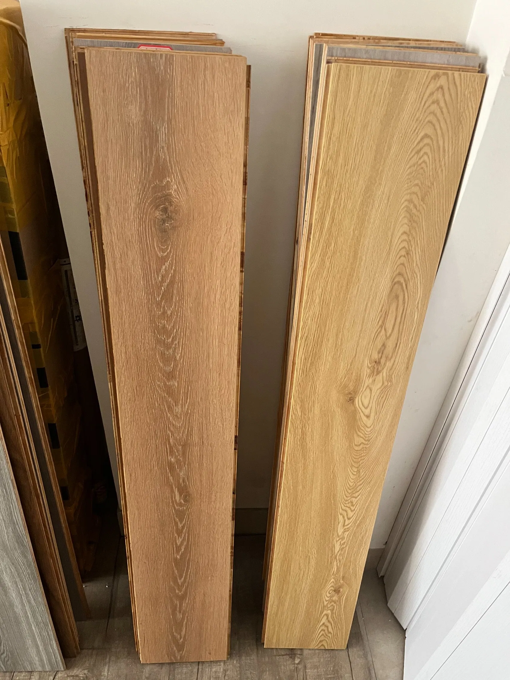 Factory Direct Price Wooden Flooring Oak Parquet Engineered Wood Floor