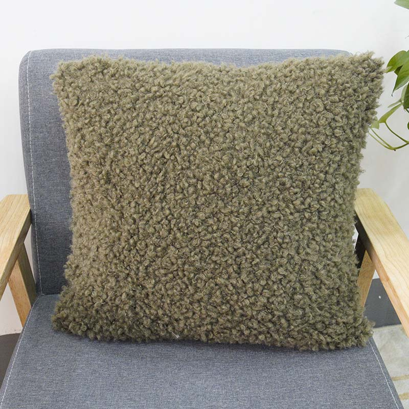 Polyester Teddy Cushion of Throw Pillow Gift Sofa Cover Travel Pillow Case