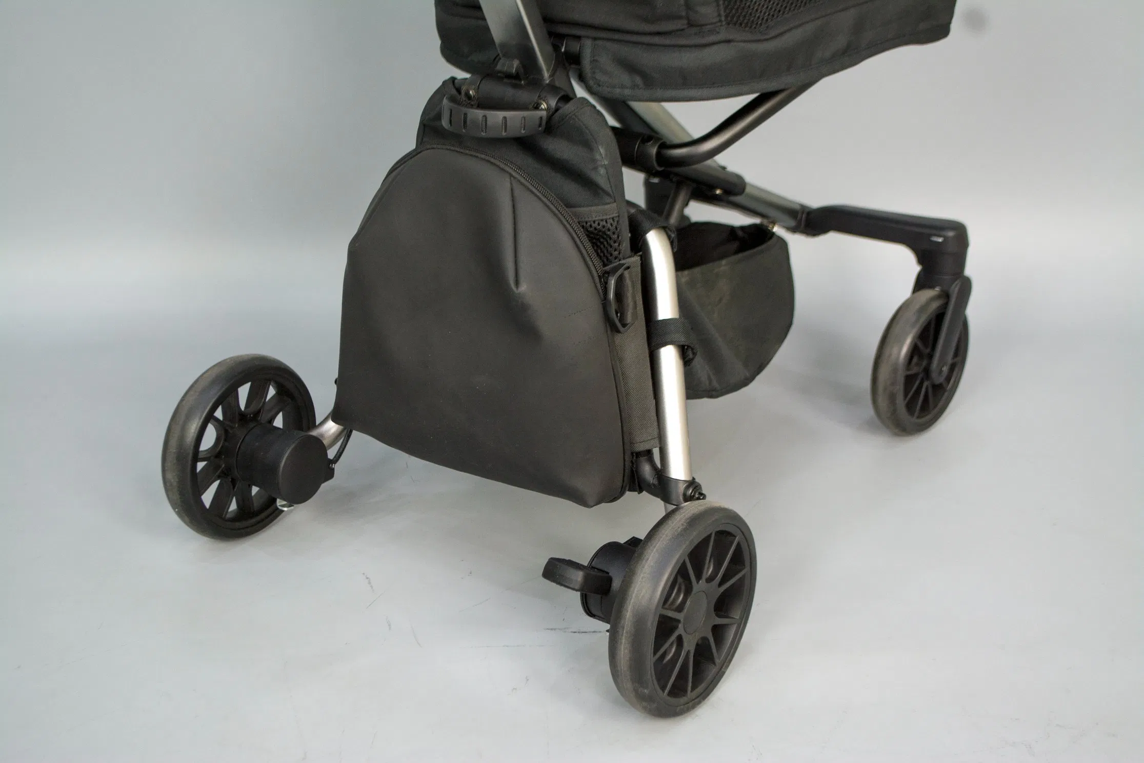 Premium Quality Z4 Fold Rider with Aluminum Frame and High Backrest