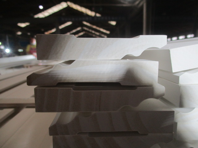 Wood Moulding Lamb Tongue Skirting Supplier