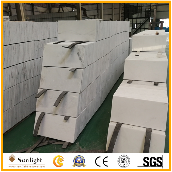 Белый мраморный кафель с прожилками 300x600 мм