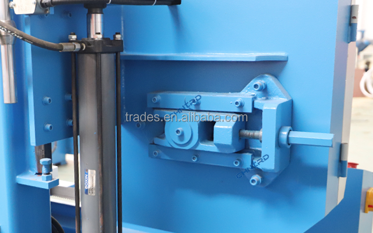 Станок ленточнопильный полуавтоматический с гидравликой GL4240