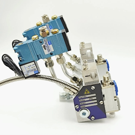 High-Performance Hot Melt Adhesive Gun for Quick Bonding 8575120