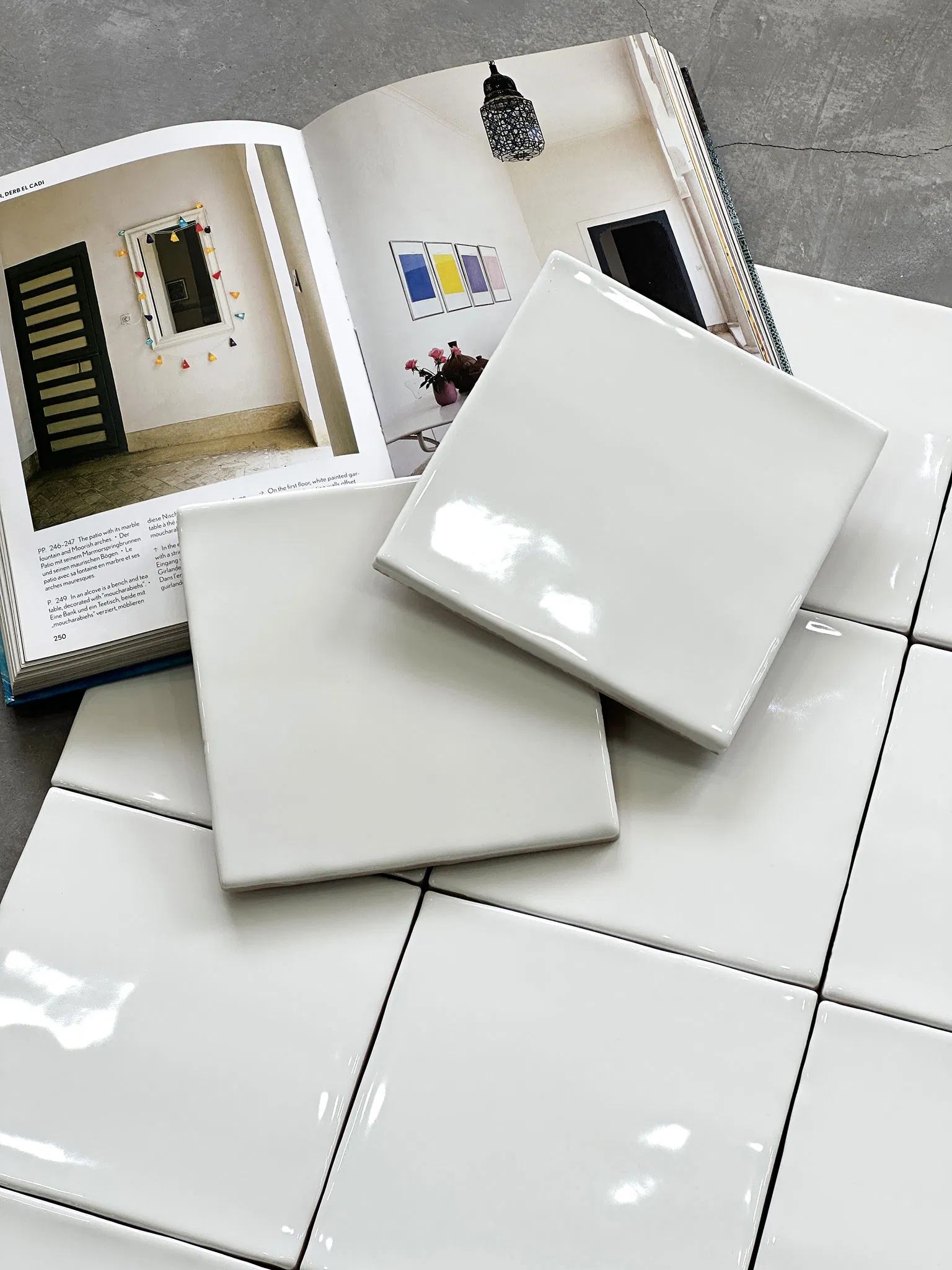 Classic Small-Sized White Interior Wall Tiles