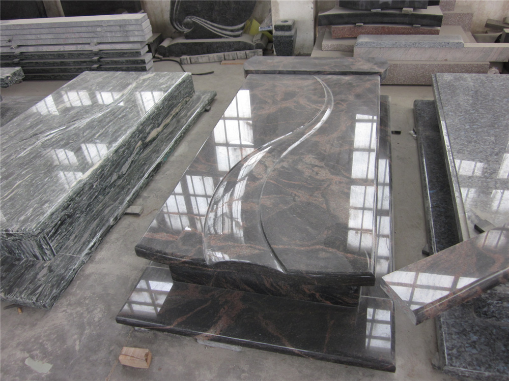 Spray White Granite European Style From China Custom Gravestones/Tombstone/Monument
