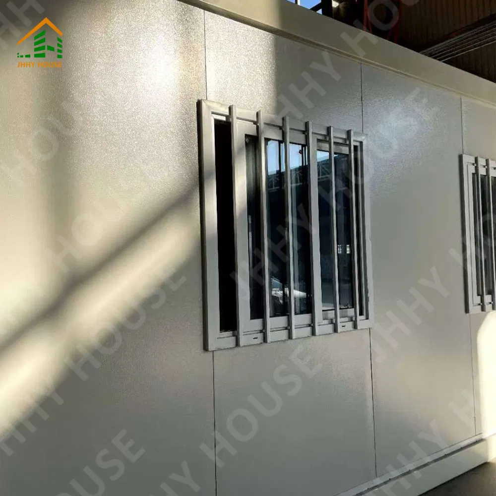 Low-Cost Living Flat Pack Container House, Prefabricated Office Modular Container House
