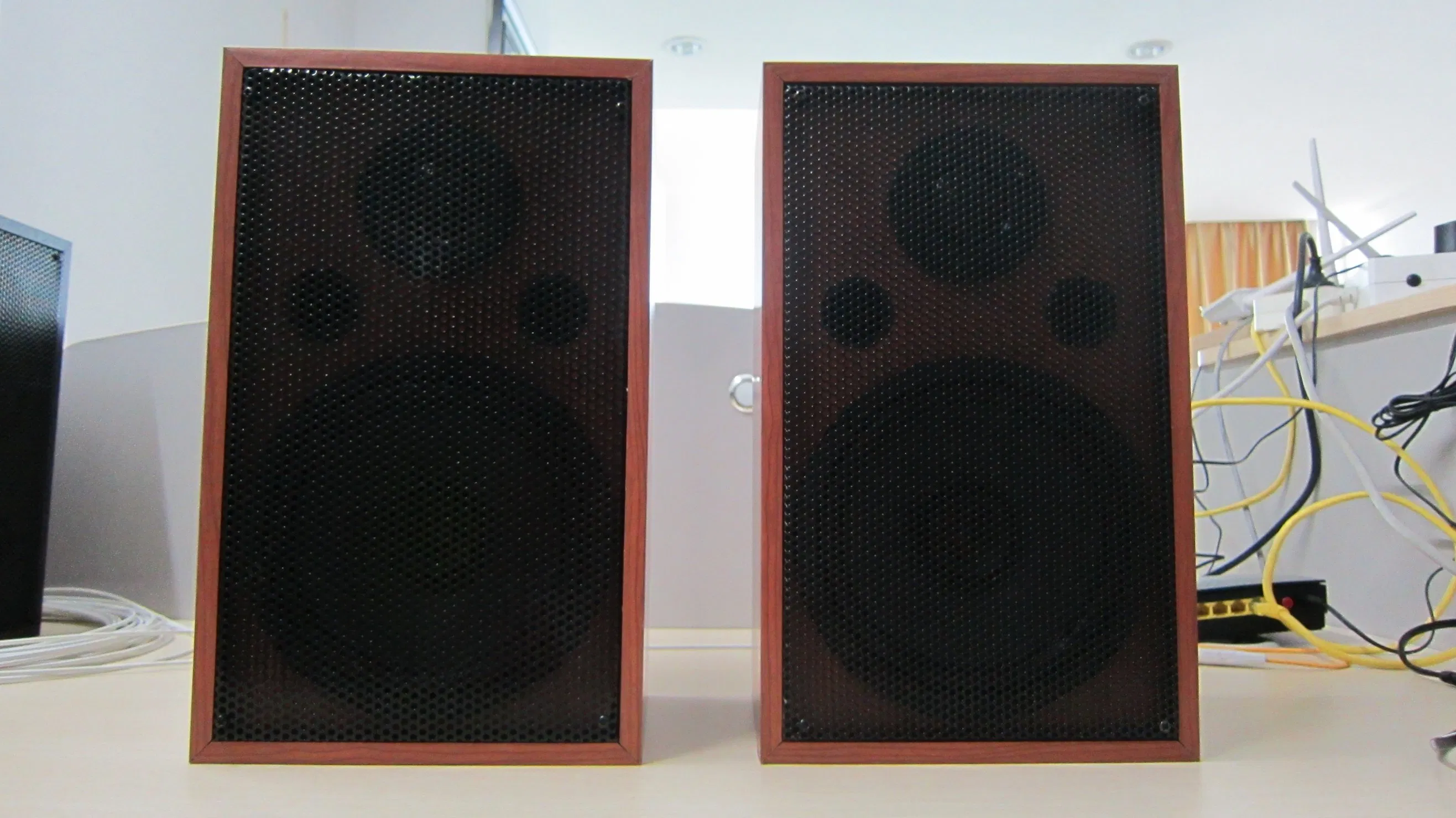 4 Inch Bluetooth Active Wall Mount Speaker