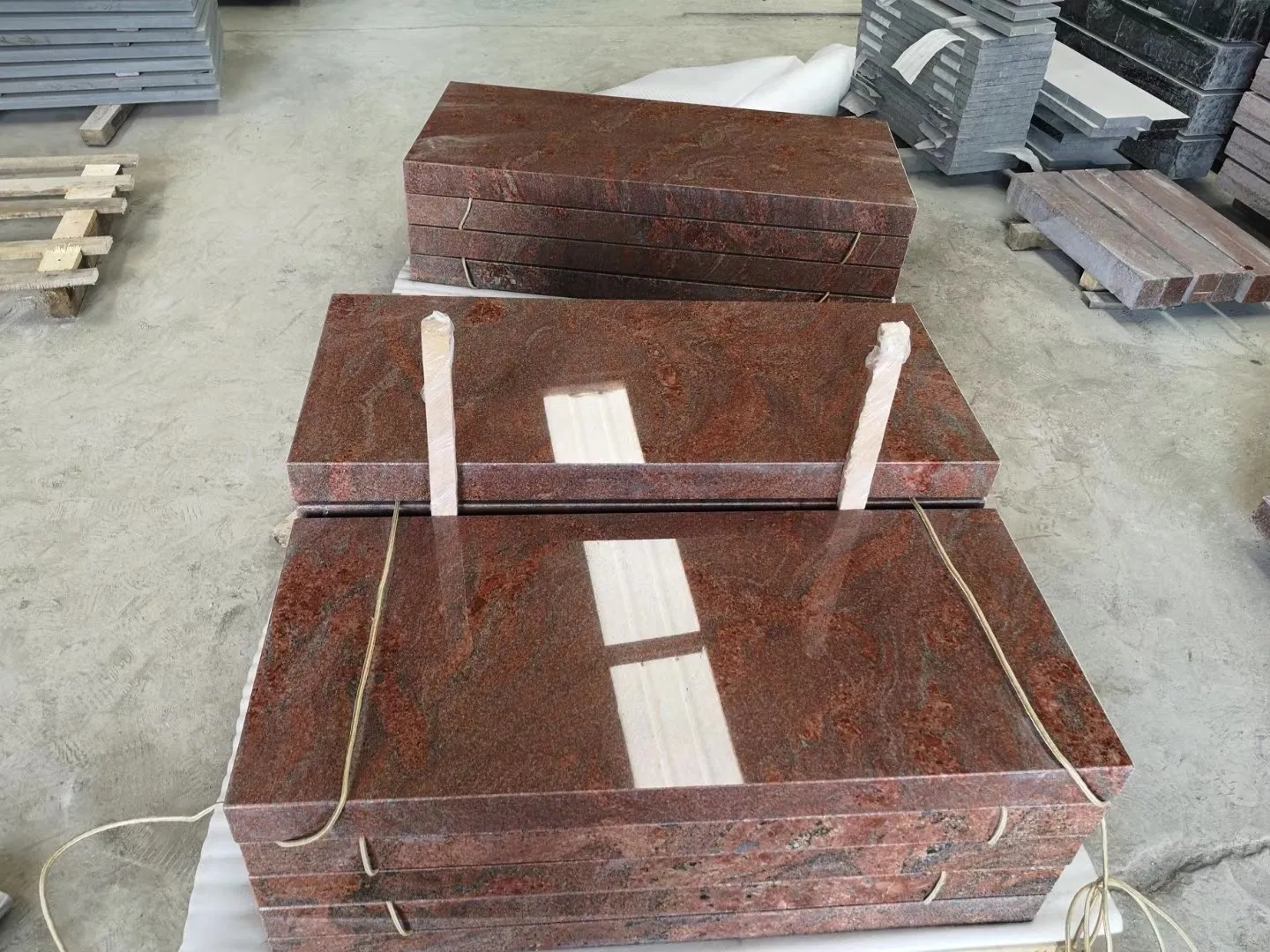 Red Granite Bench for Tombstone Monument Memorials