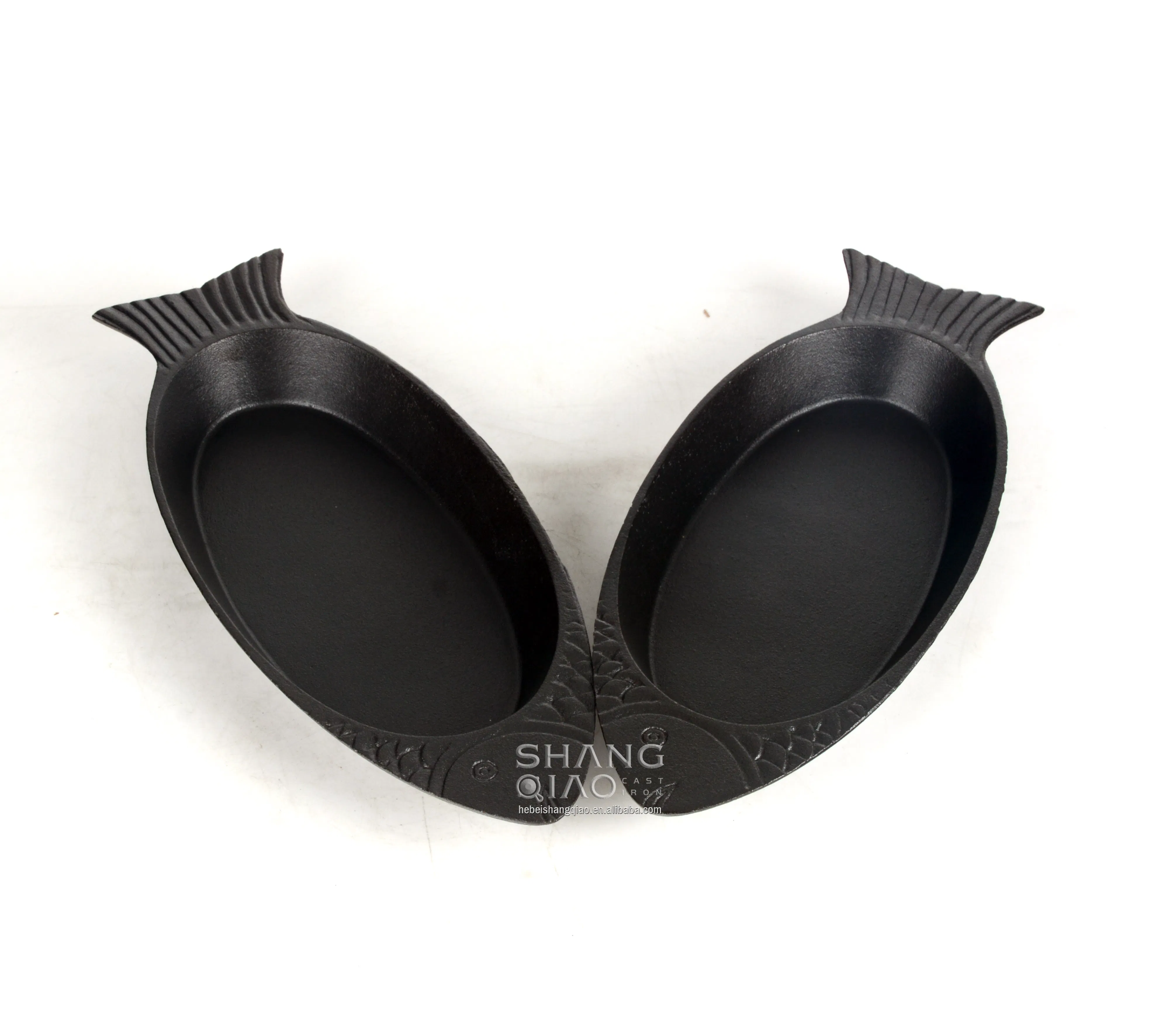 Чугунная сковорода-гриль в форме рыбы