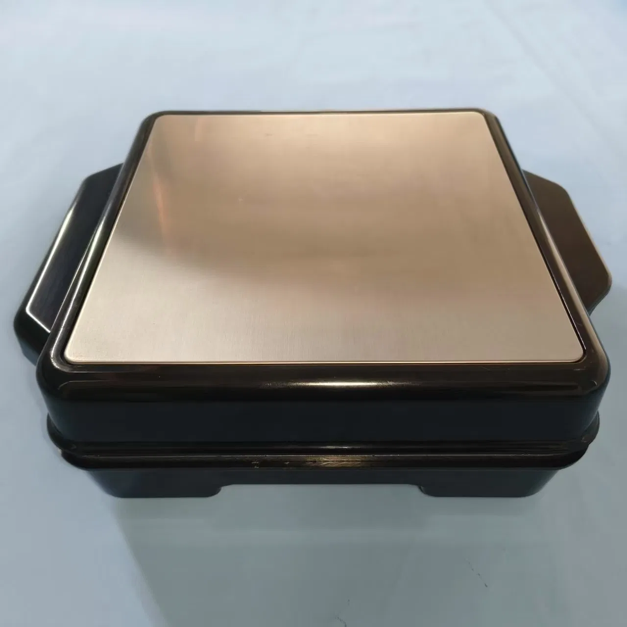 Easy-to-Clean and Durable Waffle Makers with Auto Browning Control for Perfect Results