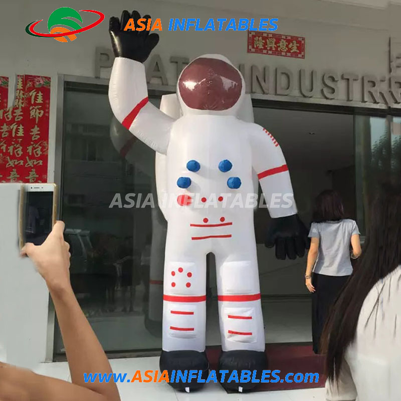 Giant Inflatable Astronaut for Sale or Event Decoration