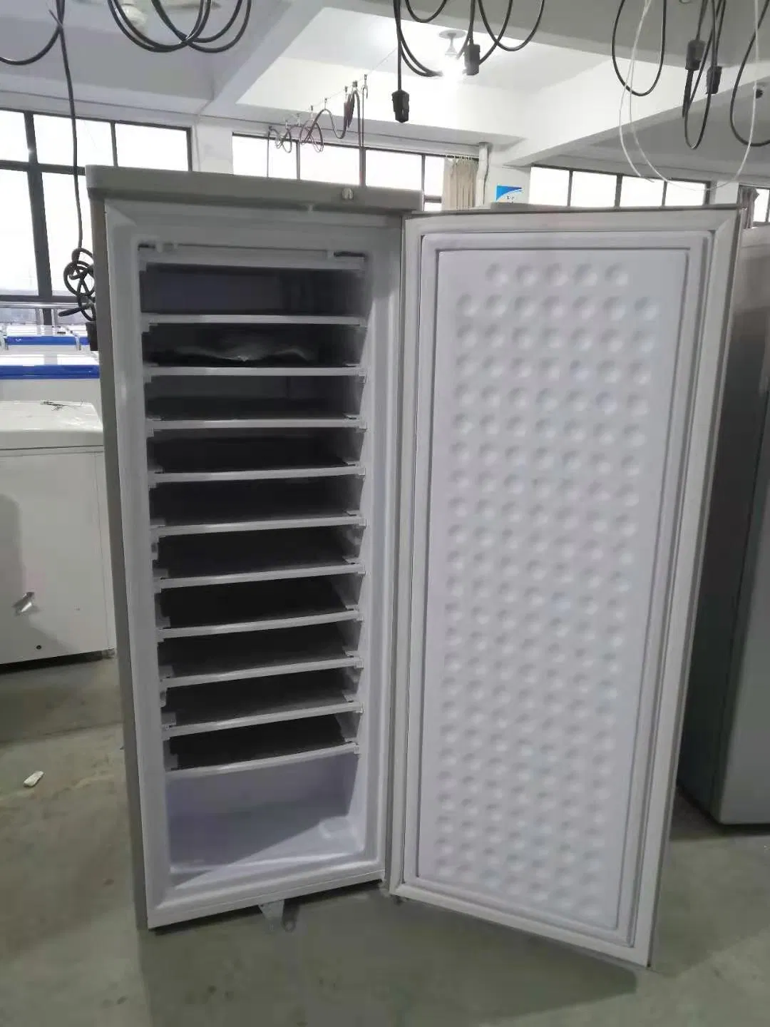 11/7layers 198L DC 24V Commercial Ice Block Machine Solar Ice Maker Solar Refrigerator