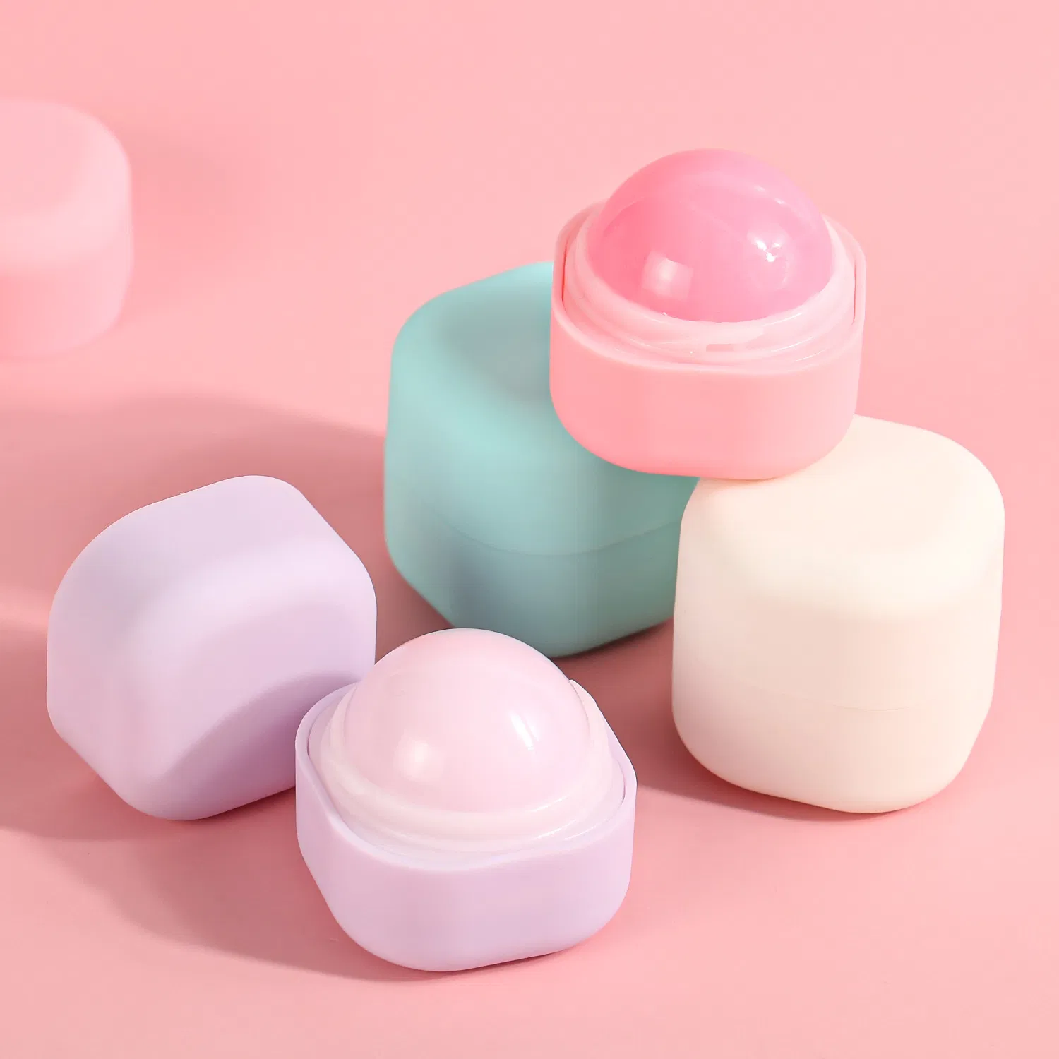 Square Ball Design Nourishing Organic Matte Lip Balm for Smooth and Soft Lips