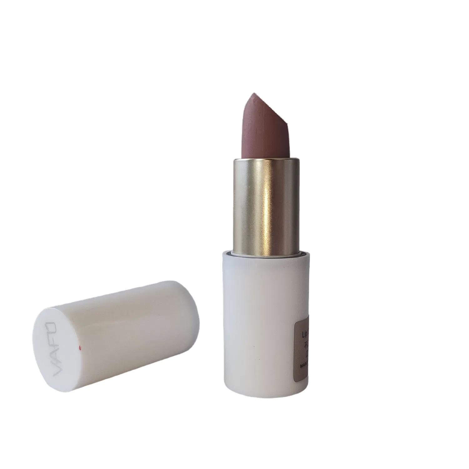 Radiant Herbal Lipstick for Effortless Natural Beauty Enhancement