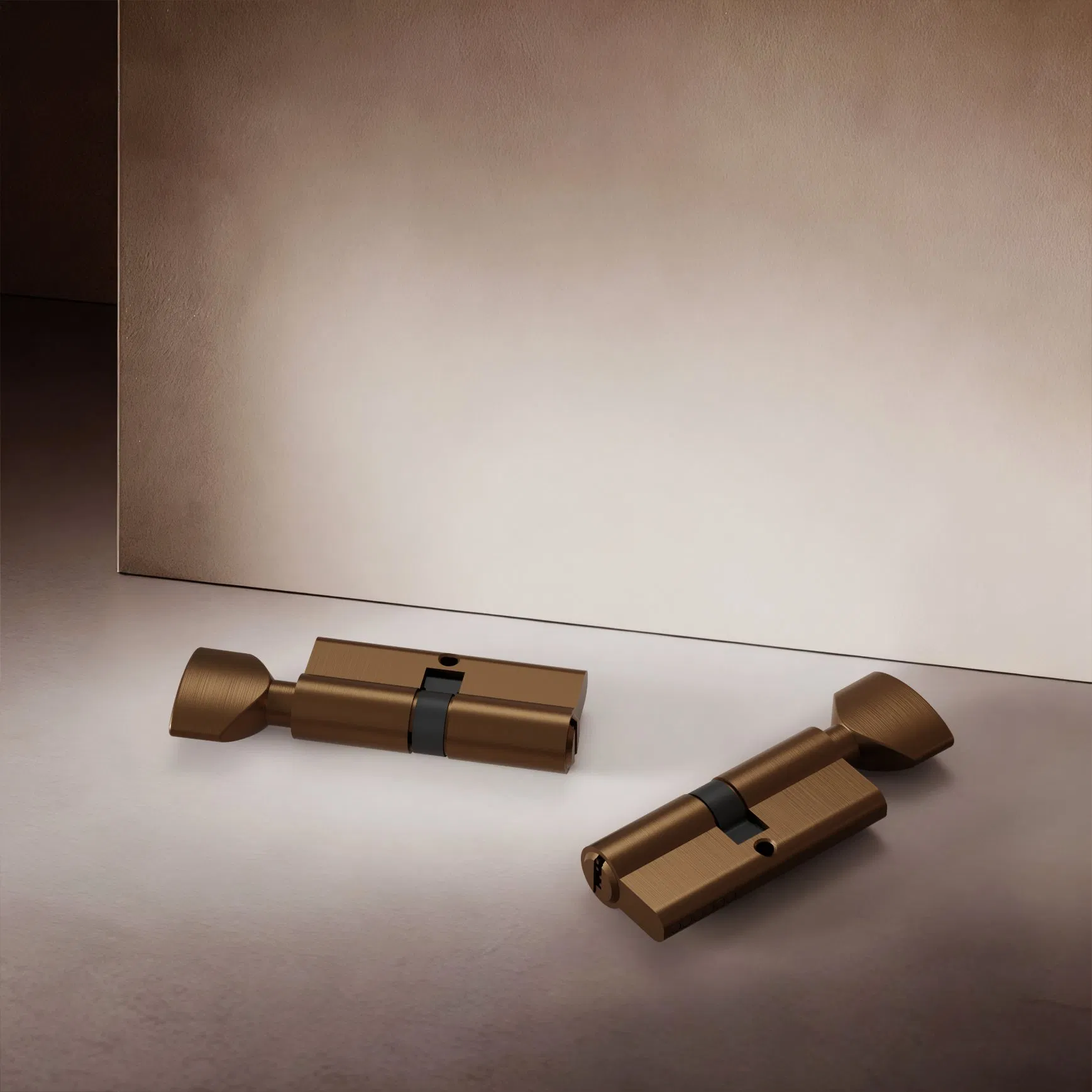 China Factory Manufacturer Black Zinc/Brass/Aluminum Alloy Door Cylinder with Triangle-Shaped Knob for Home and Office