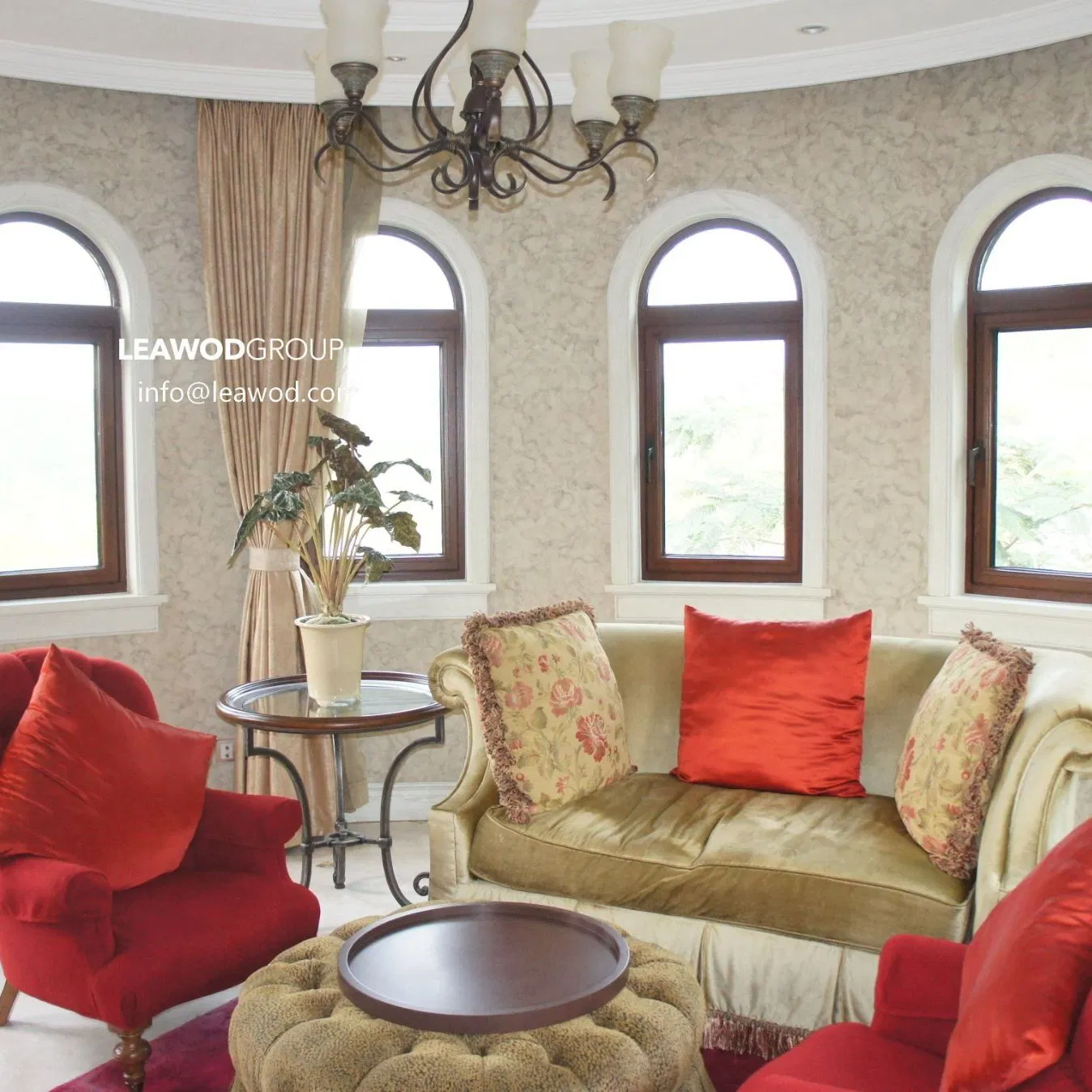 China Leading Wood Clad Aluminum Seamless Welding Custom Casement Window for Office Restaurant with Round Corner Design and Waterborne Paint