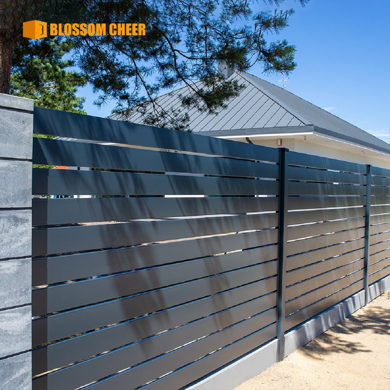 Modern Aluminum Alloy Fencing Gate Design for Contemporary Courtyard Projects