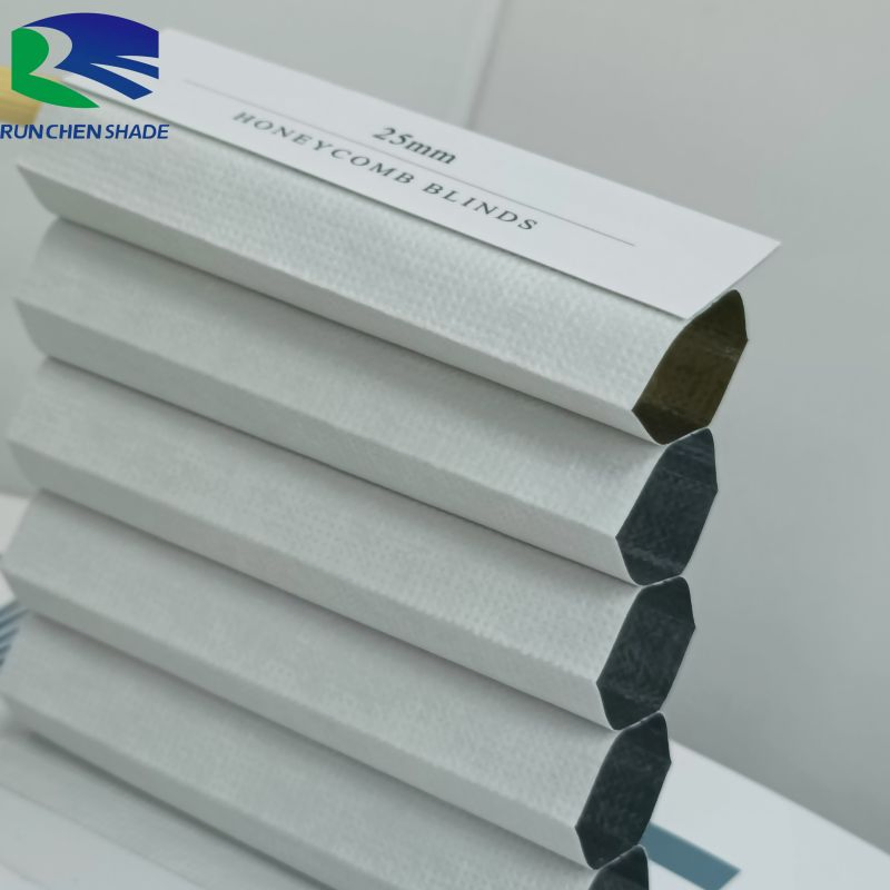 Honeycomb Blind Raw Material of Fabric 20mm 25mm Non-Woven Fabrics for Honeycomb Curtains Customized Cellular Blackout Fabric