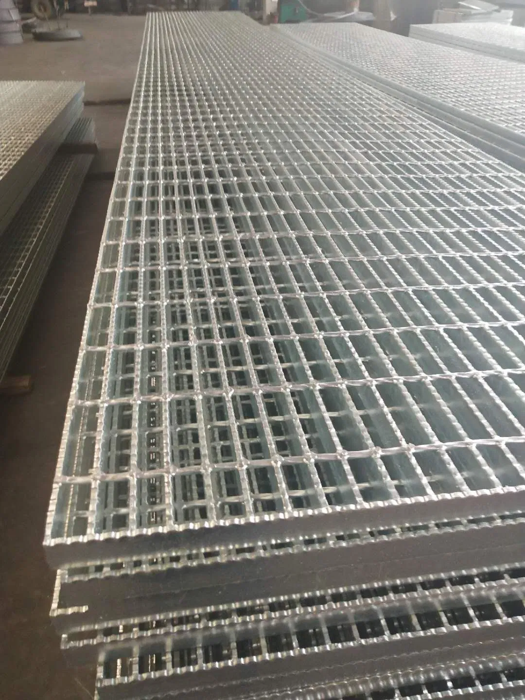 Welded Plain Flat Steel Grating/Steel Grating with Crossed Bar/5mm*32mm Steel Grating