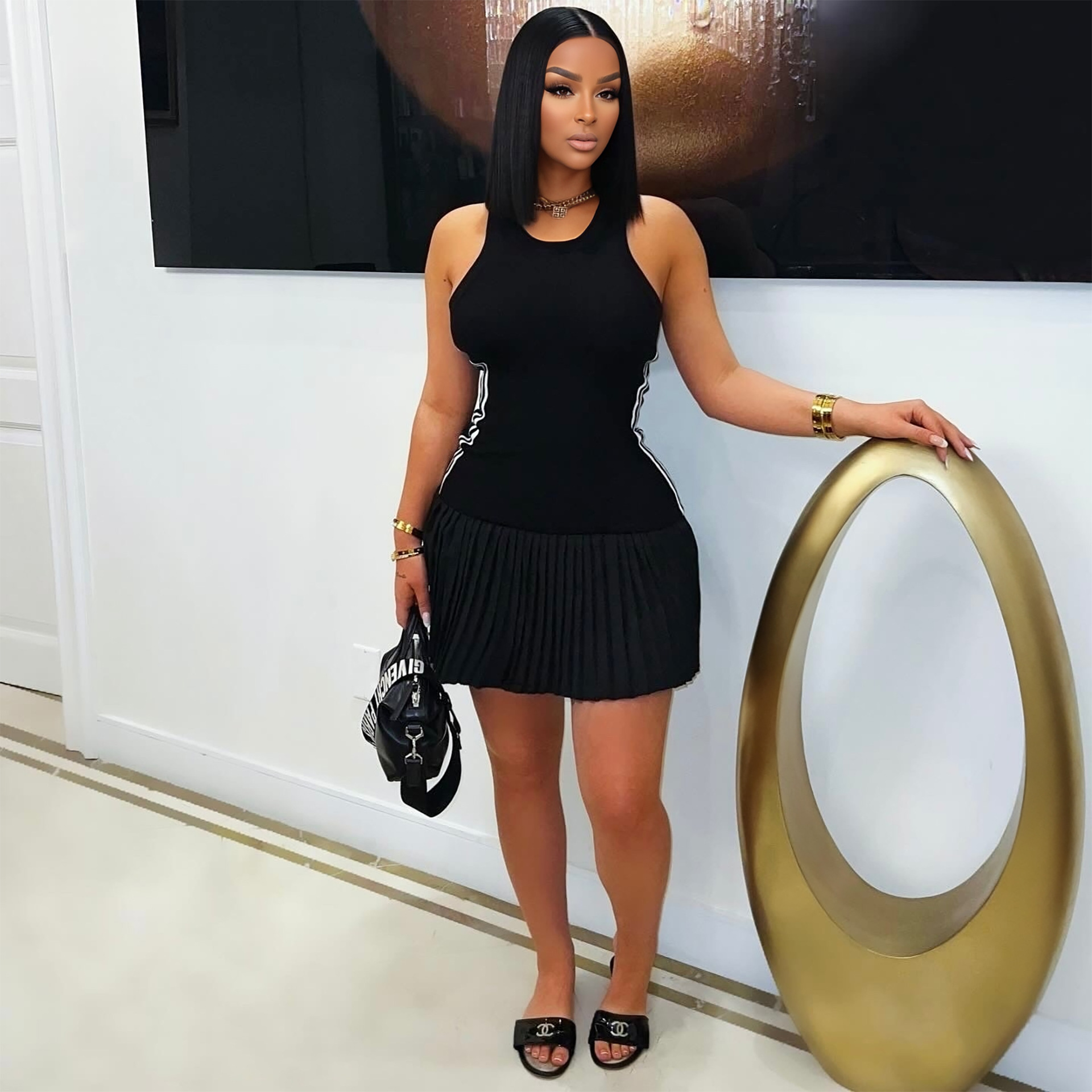 Платье женское спортивное без рукавов