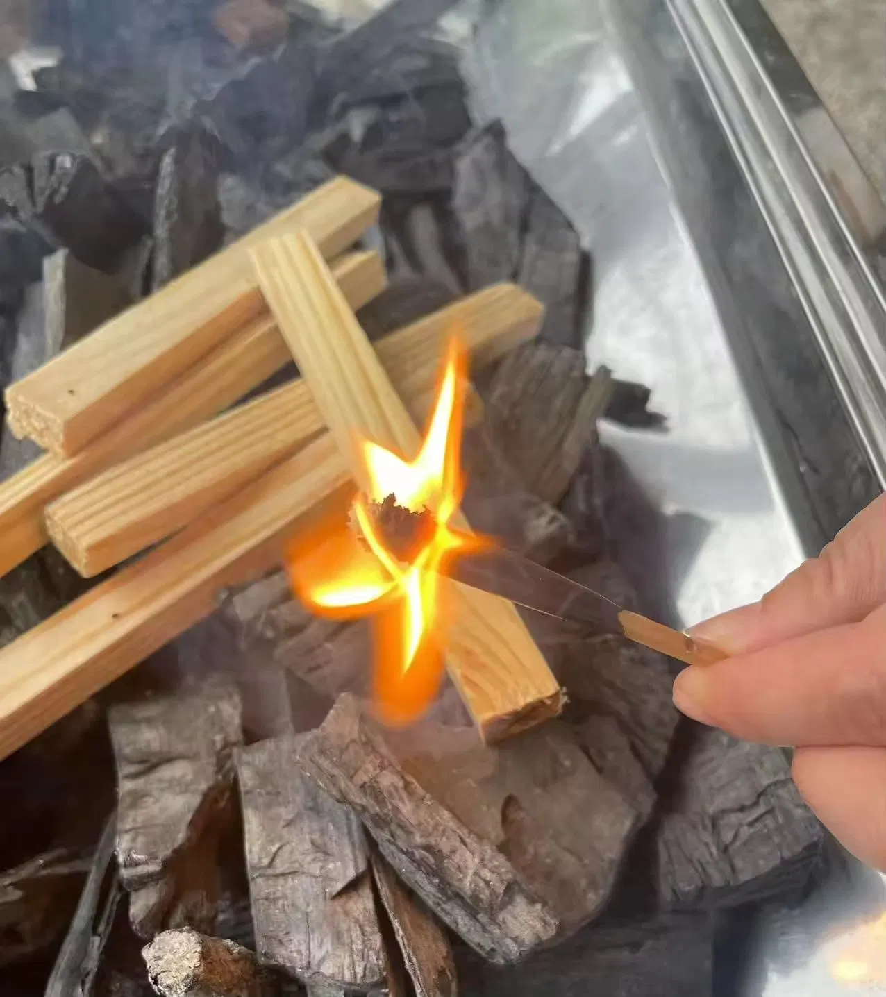 75mm Wooden Match Stick with Rectangle Box Outdoor Survival Stormproof & Waterproof Safety Matches