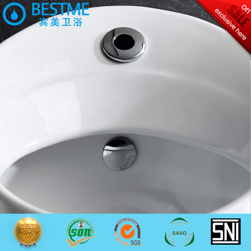 Sensor Hand Free Wall Mounted Man Use Wc Ceramic Urinal (Bc-8010)