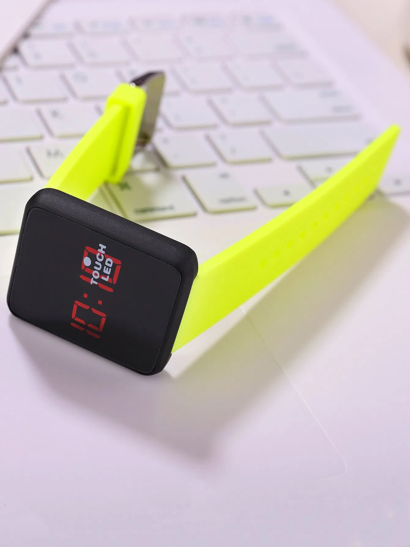 LCD Smart Touch LED Watches Promotional Apple Watch Strap Interchangble Gift Watch Set Cheap Price Stock Watch