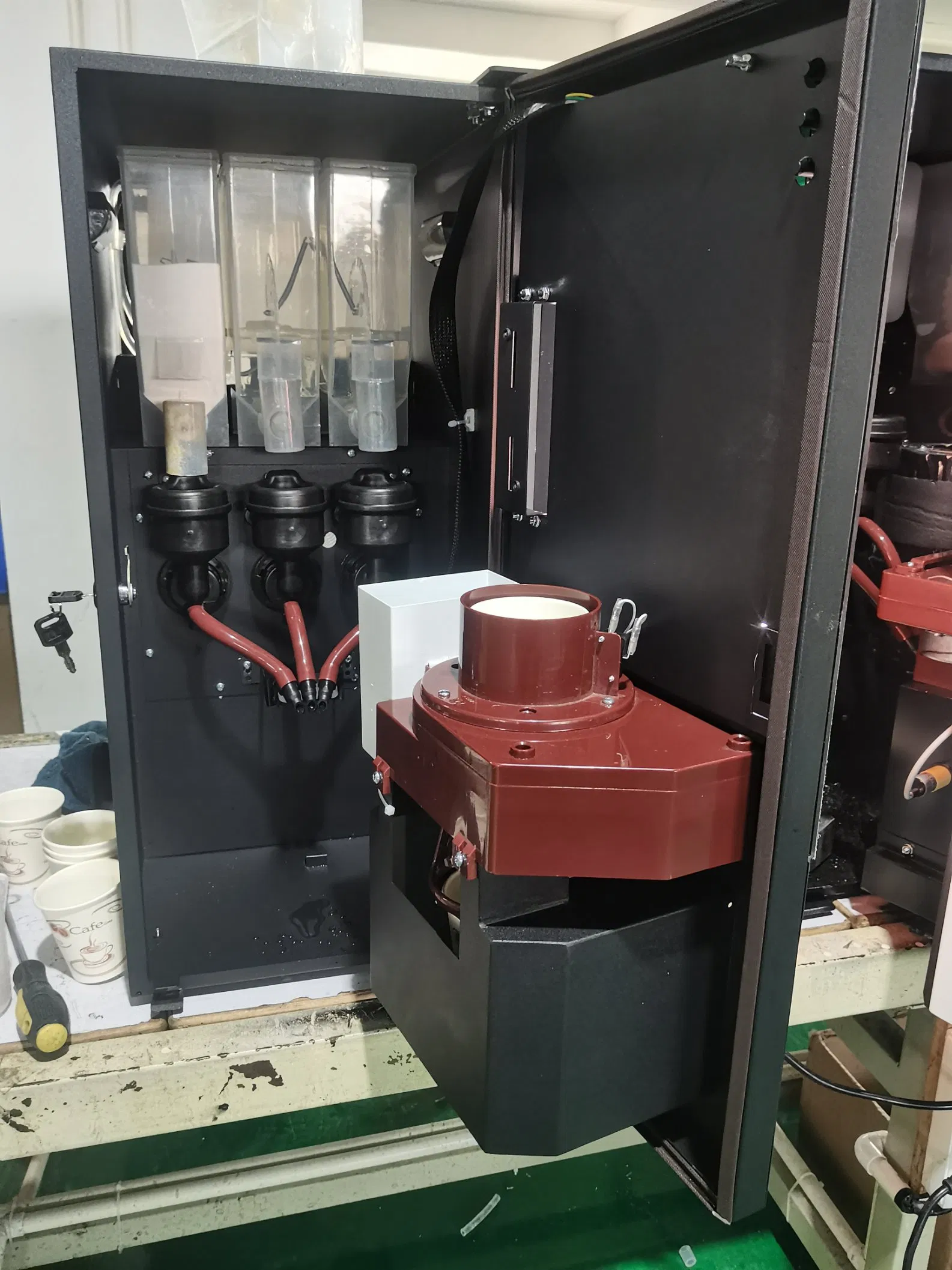 Hot Sales Coin Operated Coffee Vending Machine Wf1-303V-a