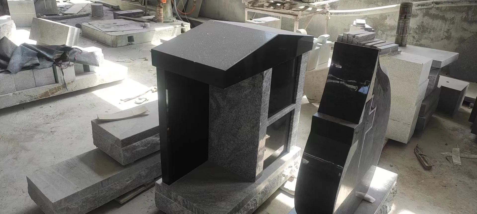 Grey Granite Columbarium Niches Tombstone with Colum