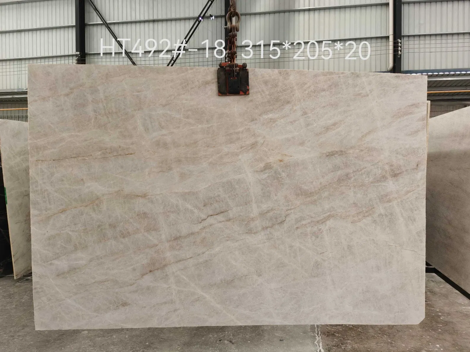 Brazilian Cream Taj Mahal Quartzite Slabs for Kitchen and Bathroom Countertops