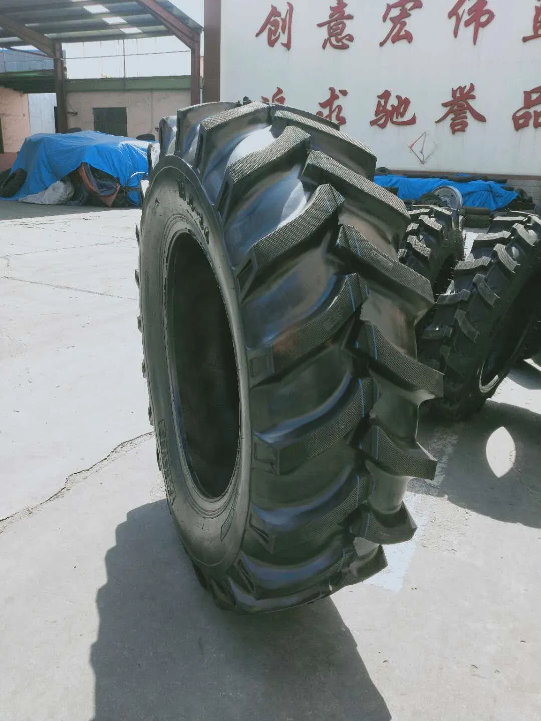 Шины сельскохозяйственные 16.9-28 и 18.4-30