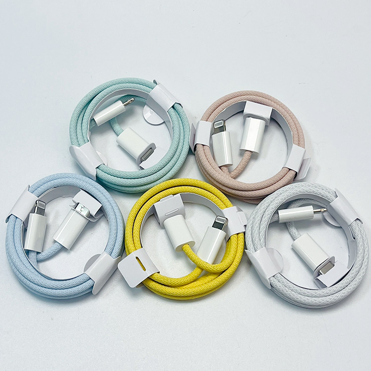 Белый нейлоновый кабель USB-C для iPhone