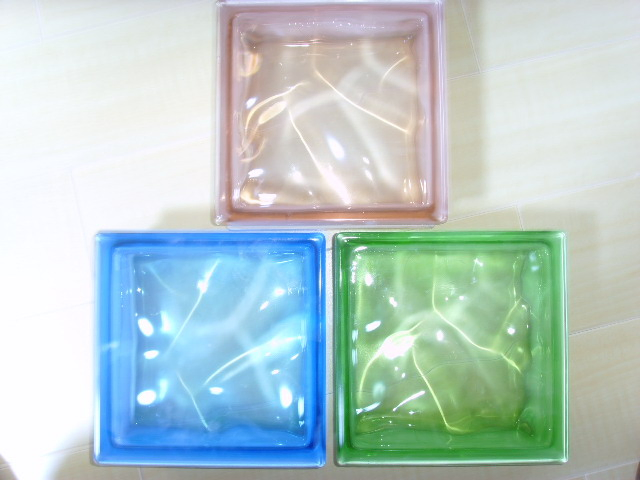 China Manufactured Decorative Glass Blocks Bricks