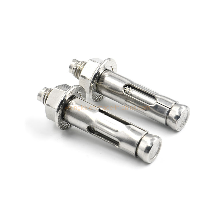 Анкерный болт с гайкой и распорной втулкой