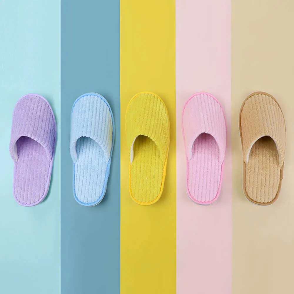 Customized Logo Disposable Slippers in White/Gray/Pink/Purple/Blue with Coral Fleece Surface for 3-5 Star Hotel/Guesthouses/SPA/Airline