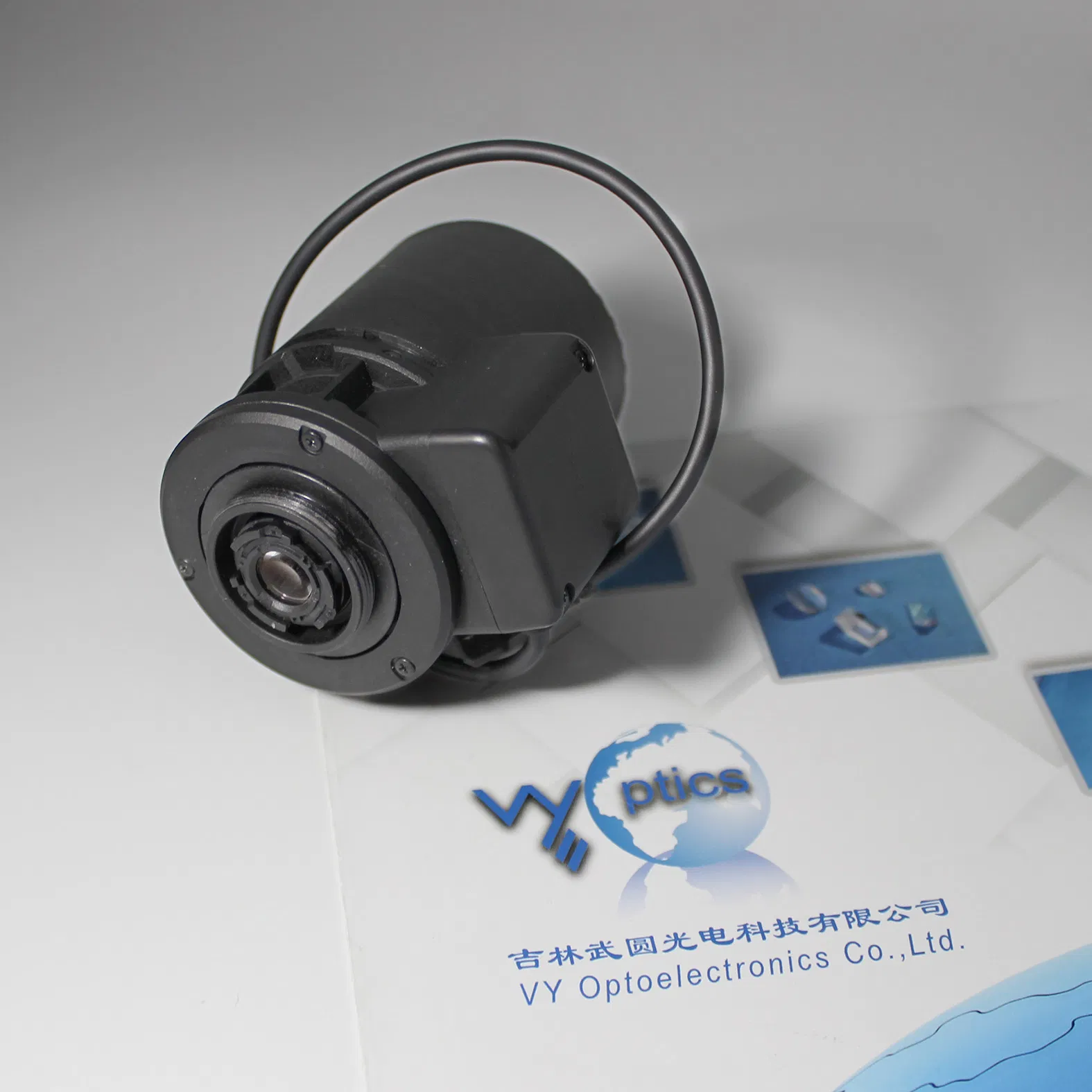 Tamron 70-300mm Telephoto Zoom Lens