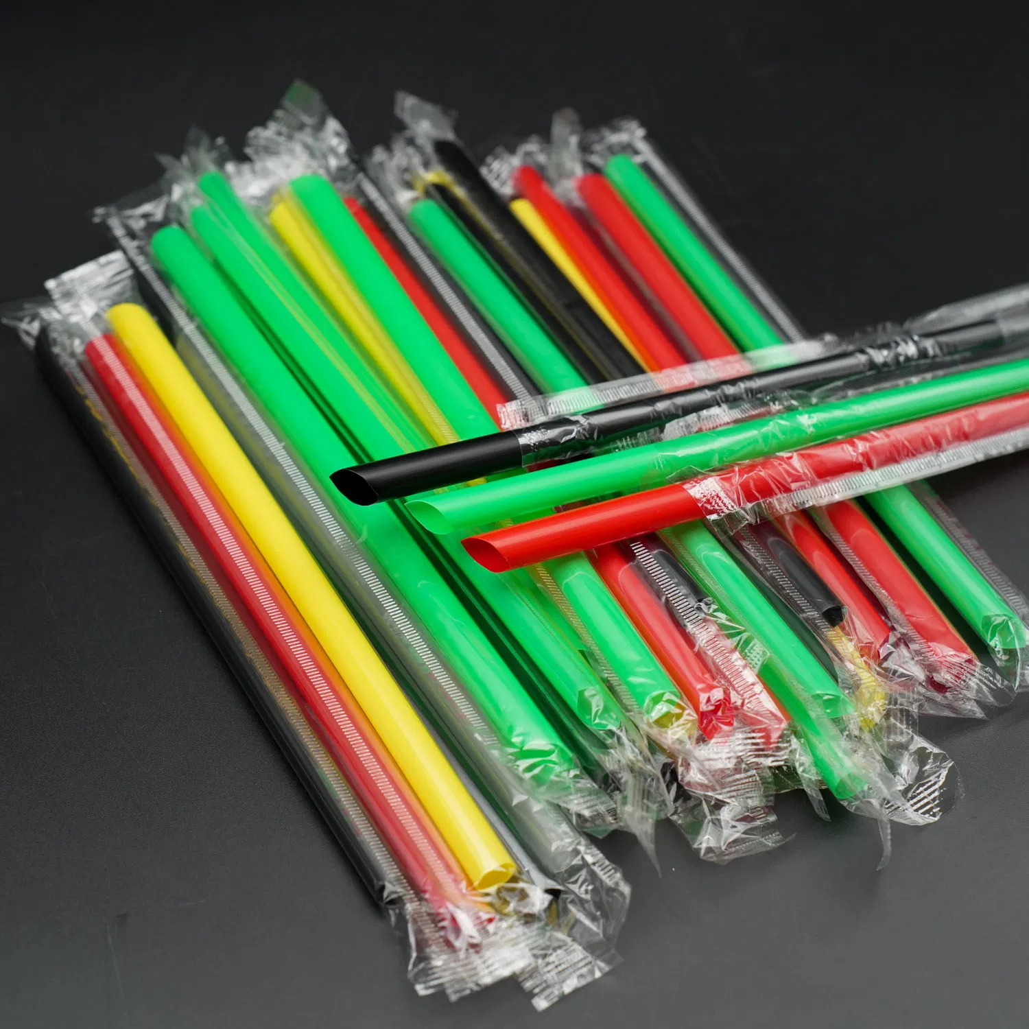 China Factory Diffrent Kinds of Disposable Plastic and Biodegradable PLA Drinking Straws,Wholesales High Quality Mixed-Color Straight Wide-Size Plastic Drinking