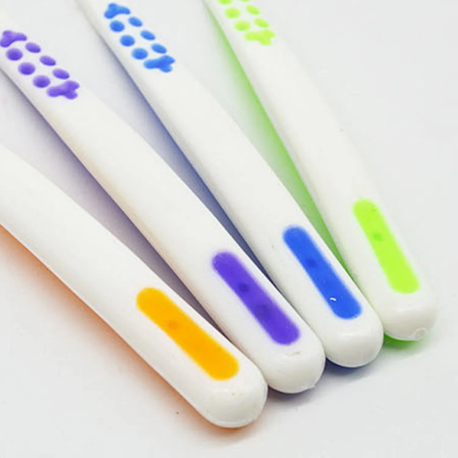 Silicone Custom Tongue Scraper with Plastic Handle