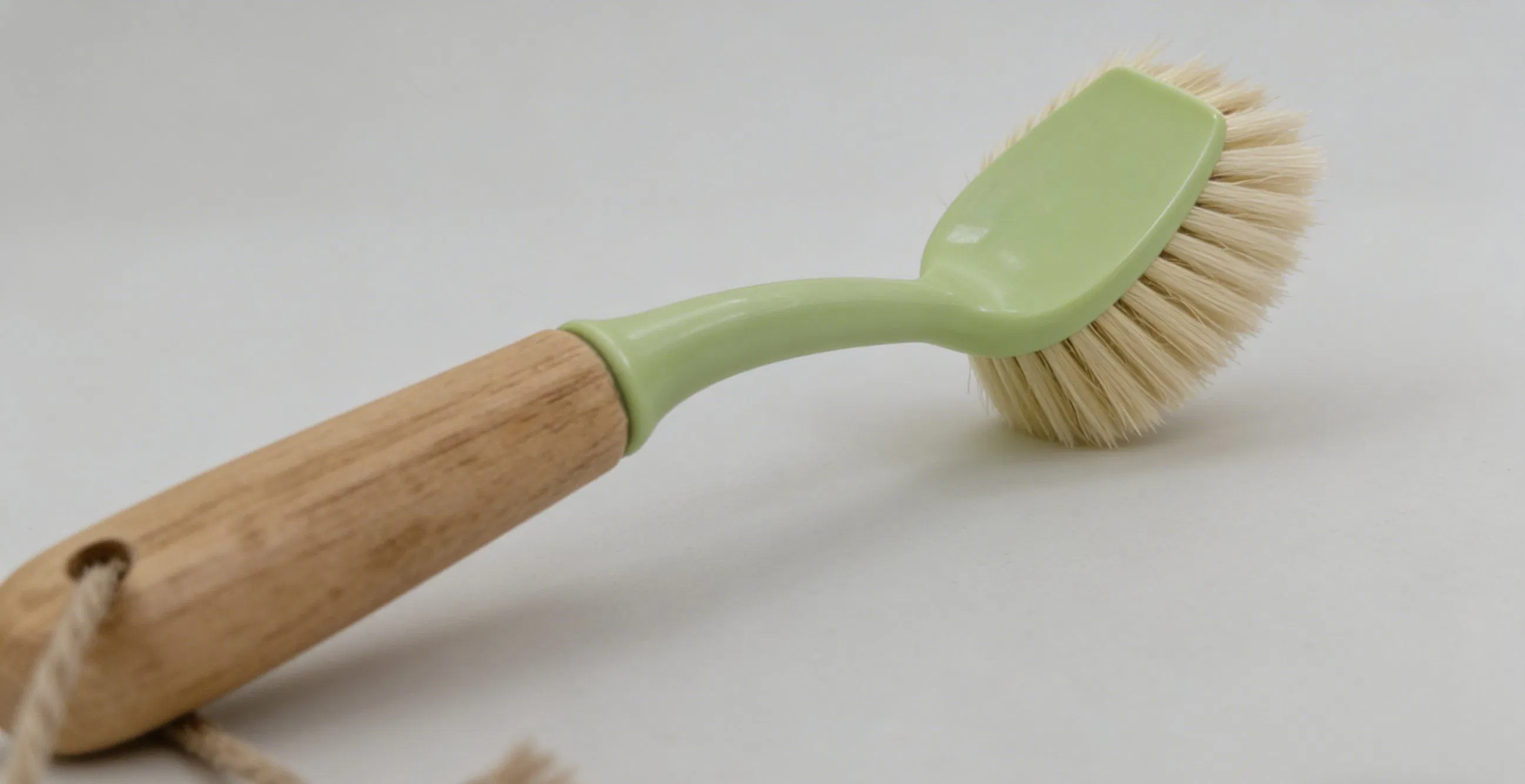 Durable Non-Scratch Dish Brush with Ergonomic Handle Design