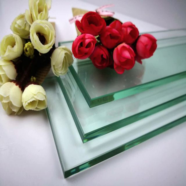 8mm Tempered Glass Door Toughened Safety Glass with Flat Polished Edges