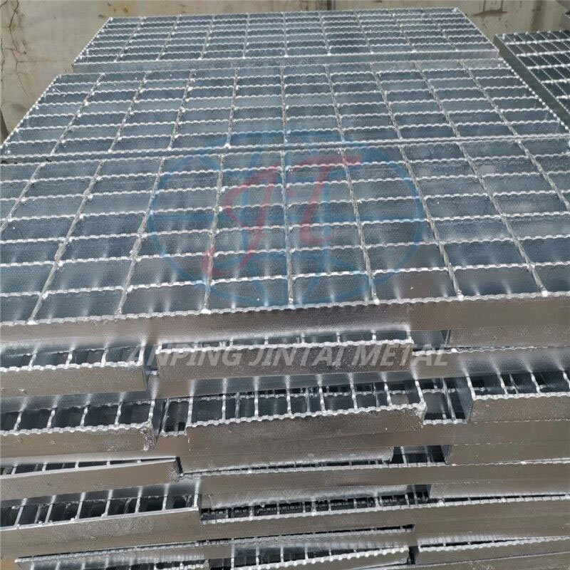 Rust-Proof Galvanized Steel Grating Platform Serrated Steel Grating