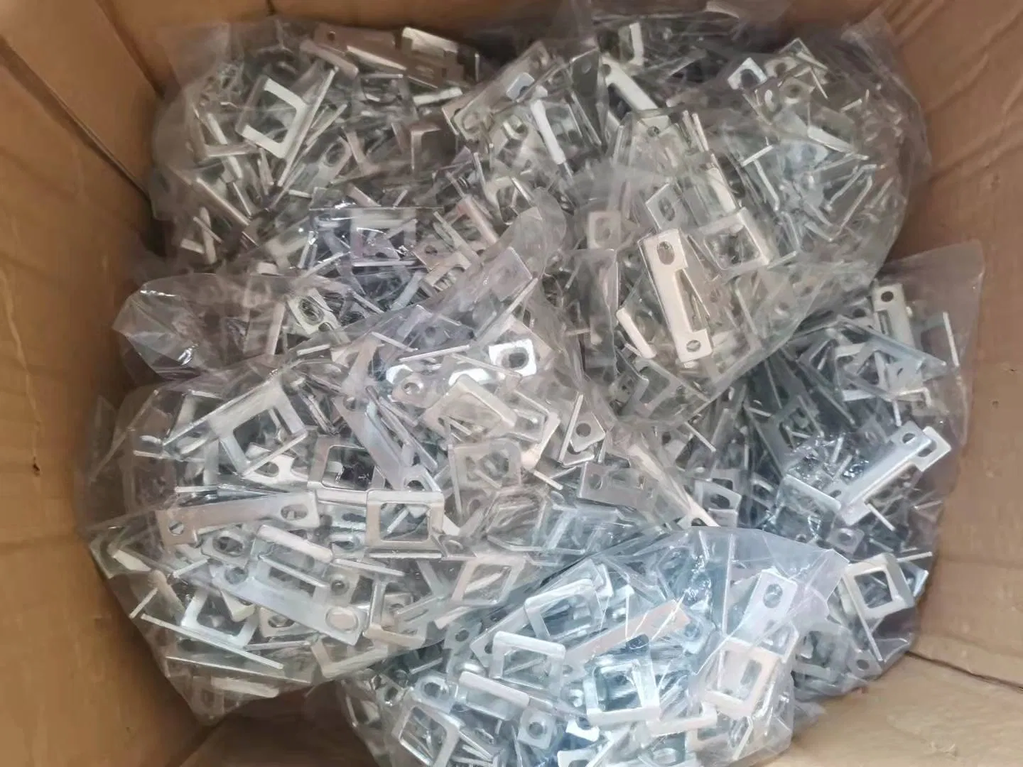 Nisen Cl05 UPVC Window Door Handle Sliding Touch Lock Aluminum Hardware Stainless Steel Zinc Material Accessories