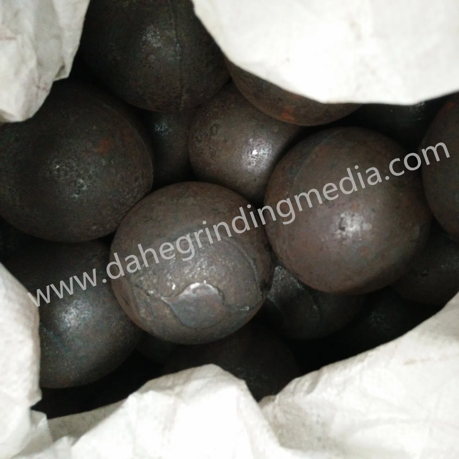 Чугунные мелющие шары с высоким содержанием хрома