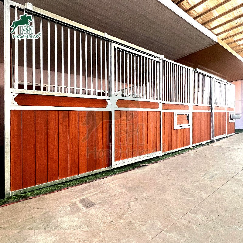 Wooden Horse Stable Box for Equestrian Equipment