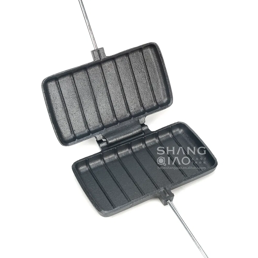 Чугунный пресс для пирогов и сэндвичей Camp Chef