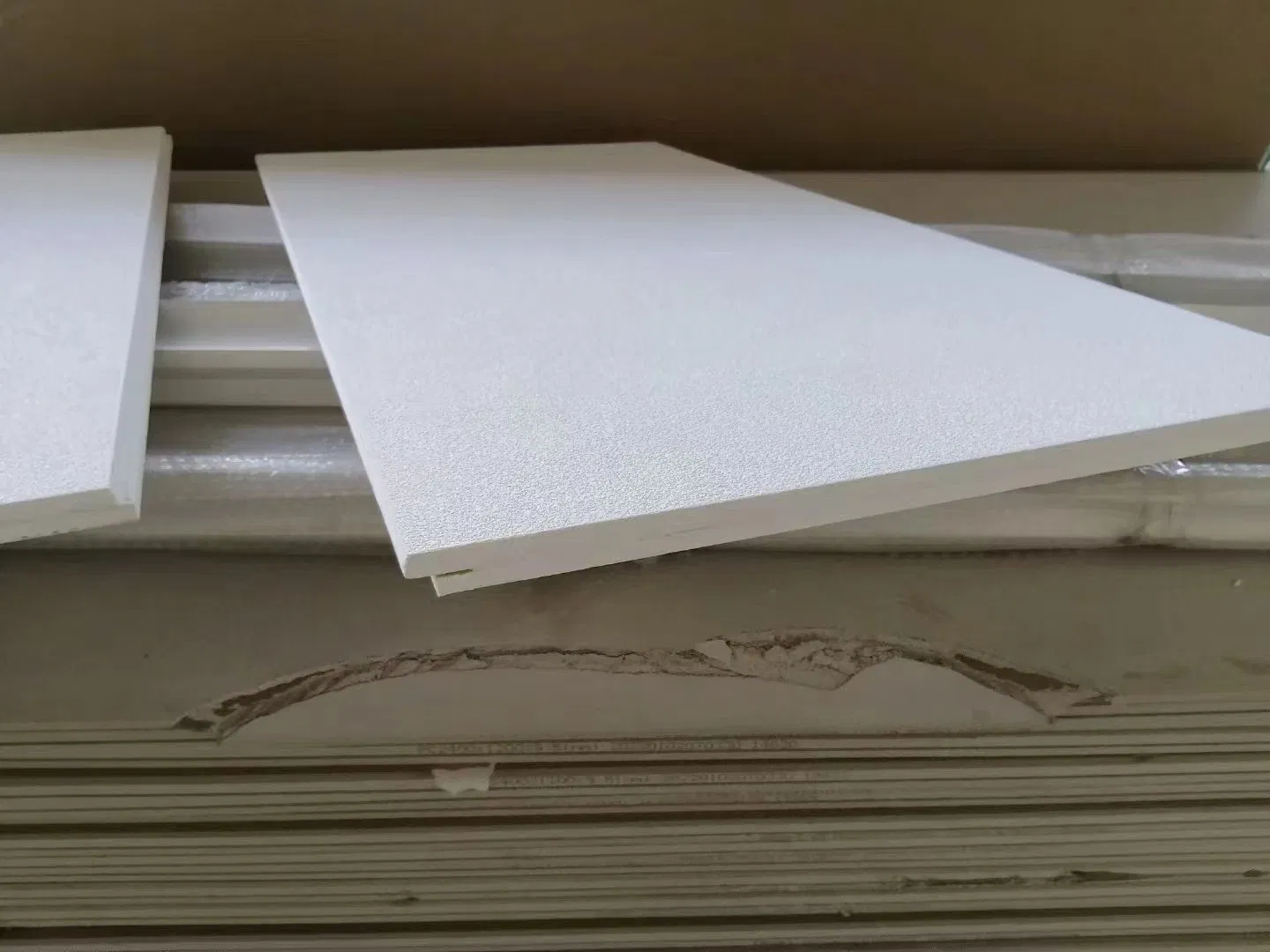 Fiber Glass Wool Acoustic Ceiling