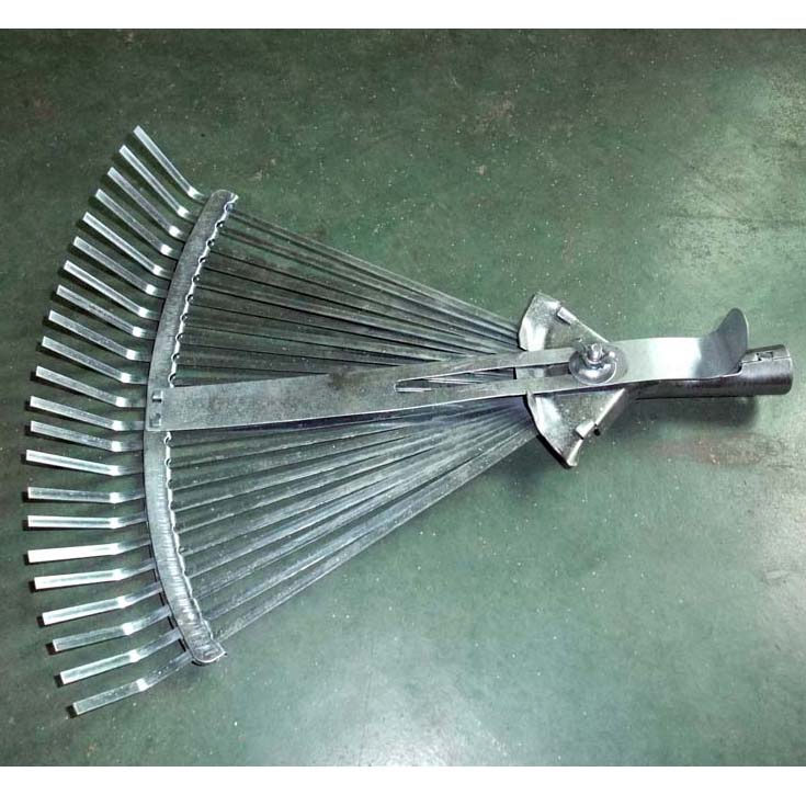 (R118) Zinc Plated Steel Leaf Rake